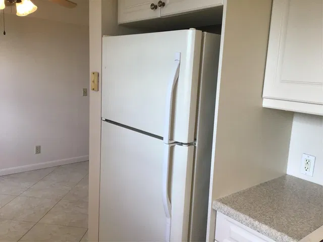 Unit 336 photo 6
