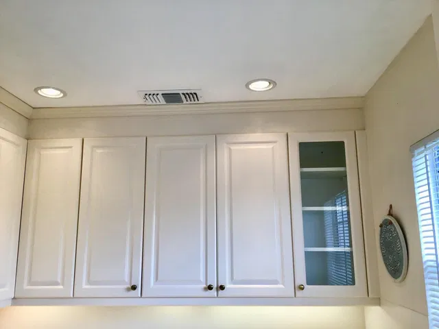 Unit 336 photo 7