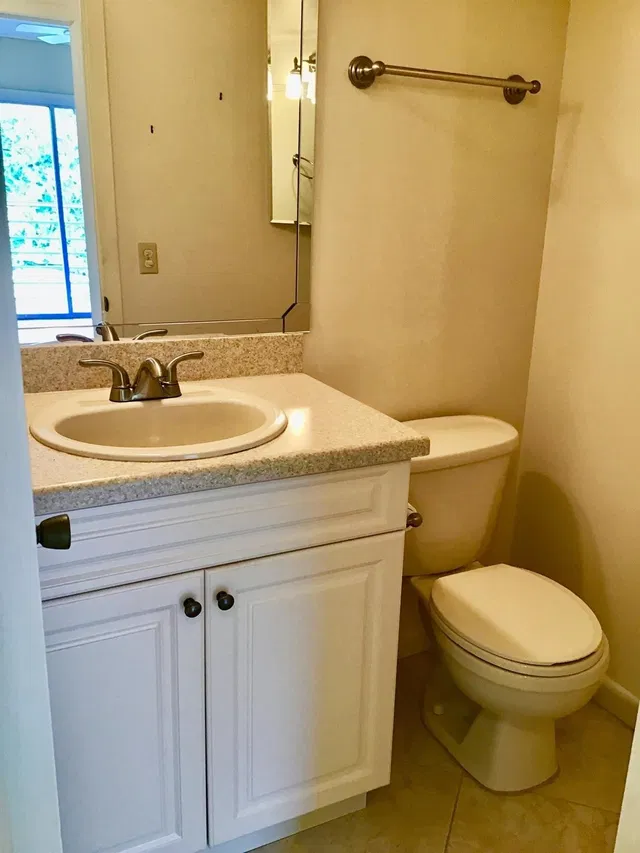 Unit 336 photo 15