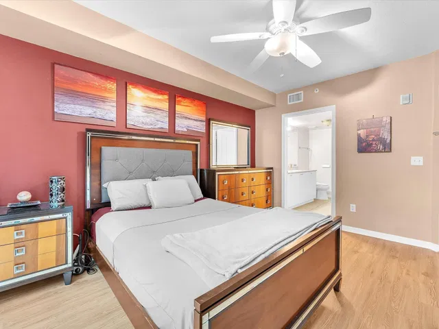 The Prado Unit 339 photo 6