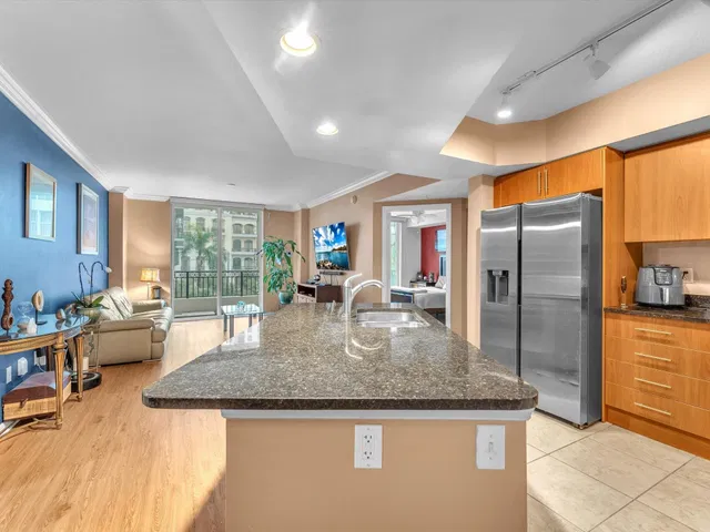 The Prado Unit 339 photo 21