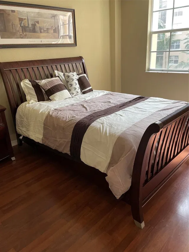 Flagler Pointe Unit 429 photo 9