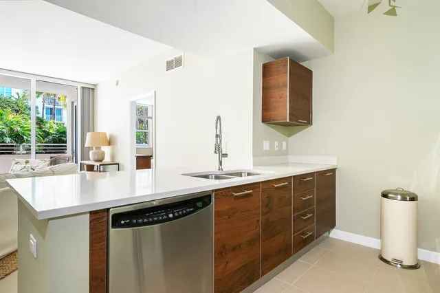 City Palms Unit 626 photo 4