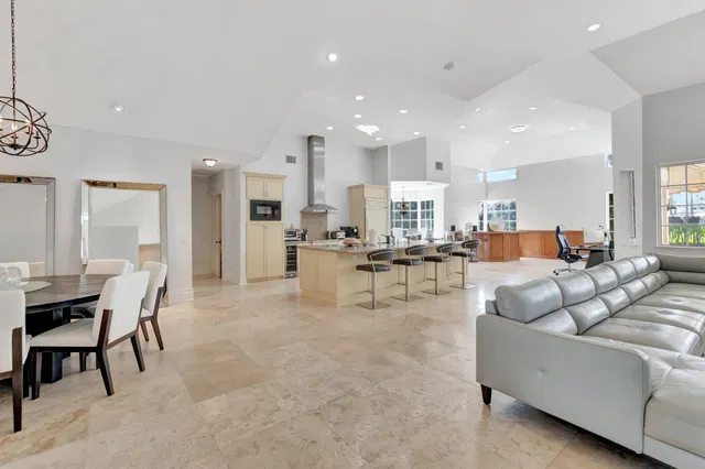 St. Andrews Country Club Residence photo 4