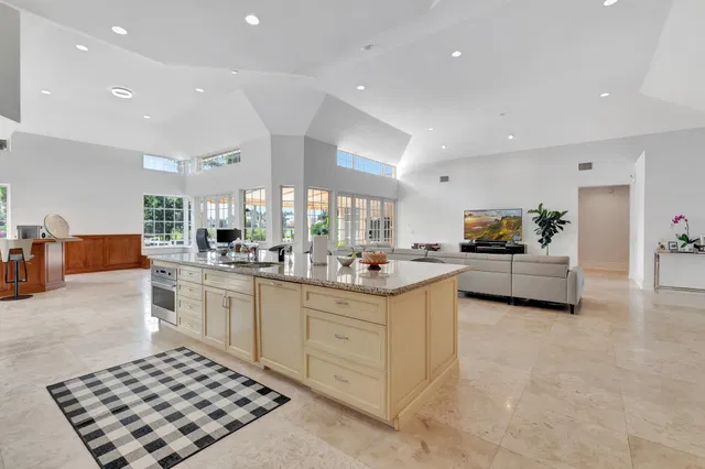 St. Andrews Country Club Residence photo 9