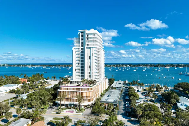 Alba Palm Beach Unit 1003 photo 19