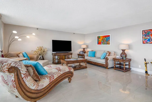 Boca Raton Unit 7e photo 9