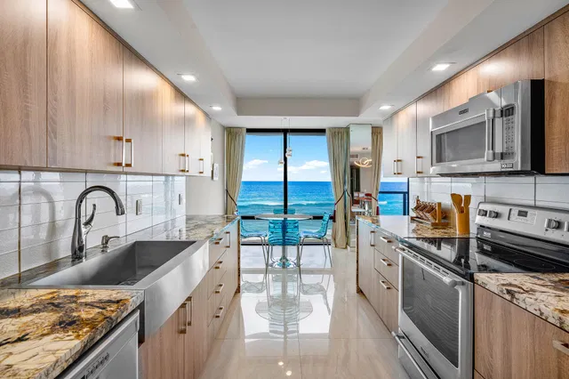 Boca Raton Unit 7e photo 16