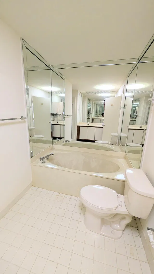 Unit 104 photo 6