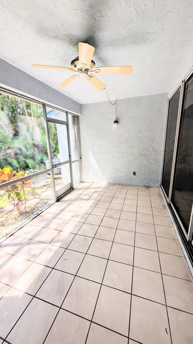 Unit 104 photo 12