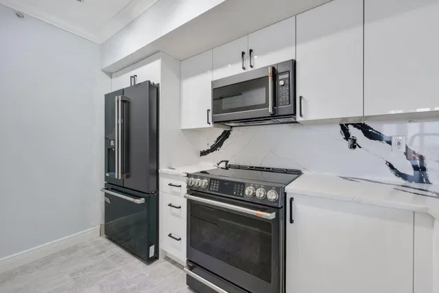 The Tower Condominium at Cityplace Unit 901 photo 9