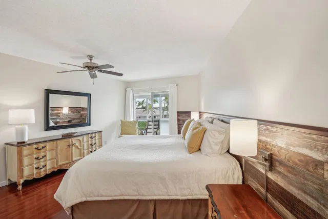  Unit 212 photo 5