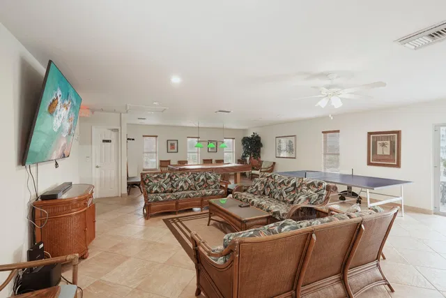  Unit 212 photo 23