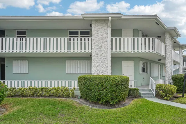  Unit 212 photo 44