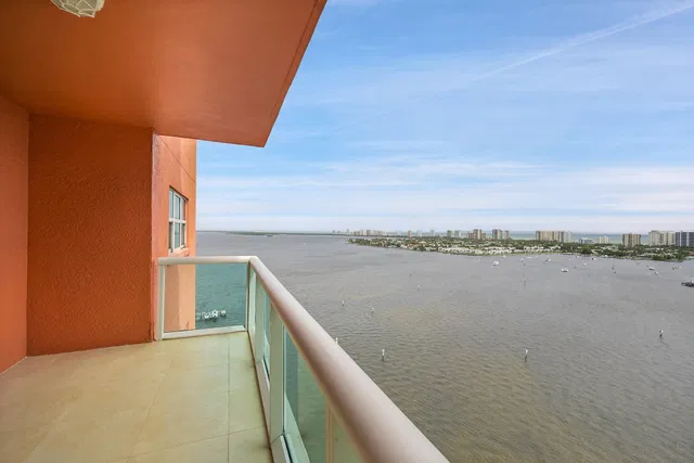 Marina Grande on the Ocean Unit 2011 photo 45