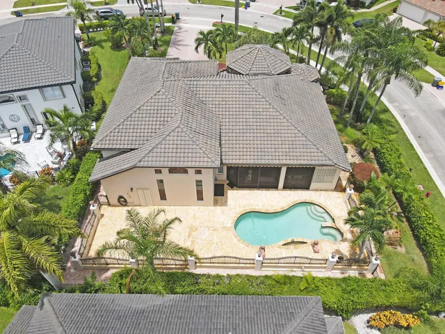 Boca Isles Residence photo 68