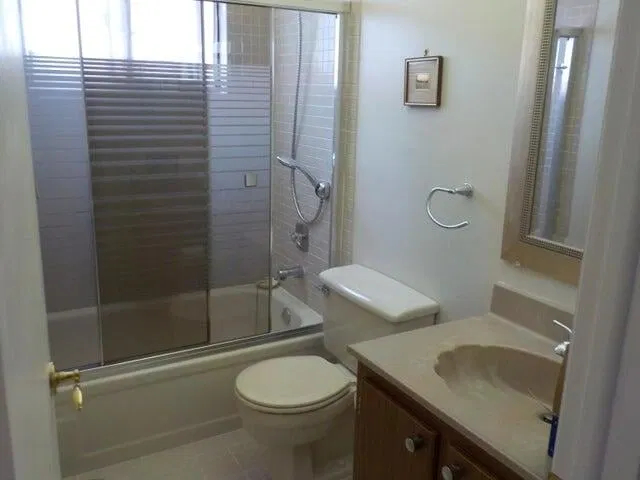 Unit 69 photo 14