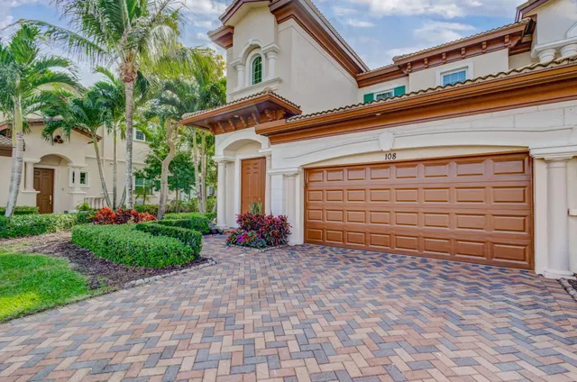 Jupiter Country Club Unit 108 photo 6