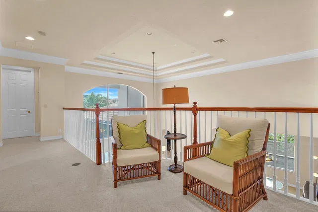Residence photo 32
