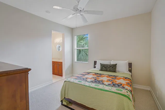 Residence photo 37