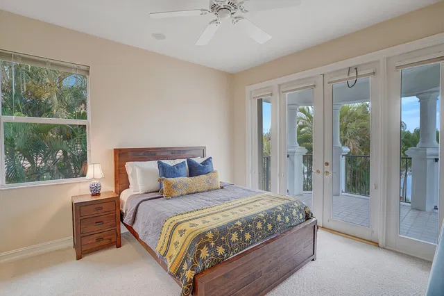 Residence photo 39