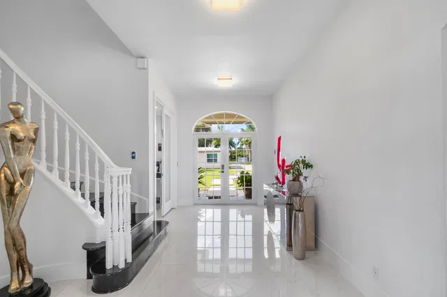 Residence photo 5