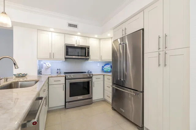 Flagler Pointe Unit 735 photo 10