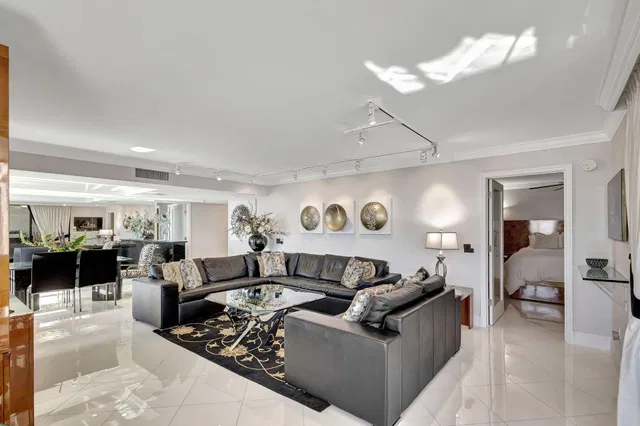 Eastpointe Singer Island Unit 20 B photo 3
