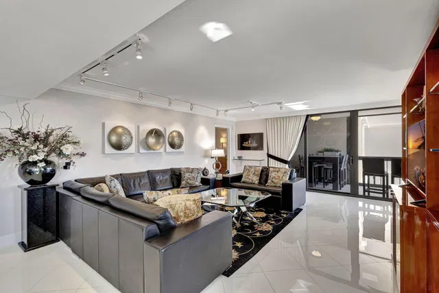 Eastpointe Singer Island Unit 20 B photo 6