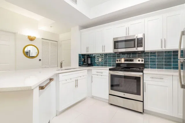 Courtyards in Cityplace Unit 110 photo 8