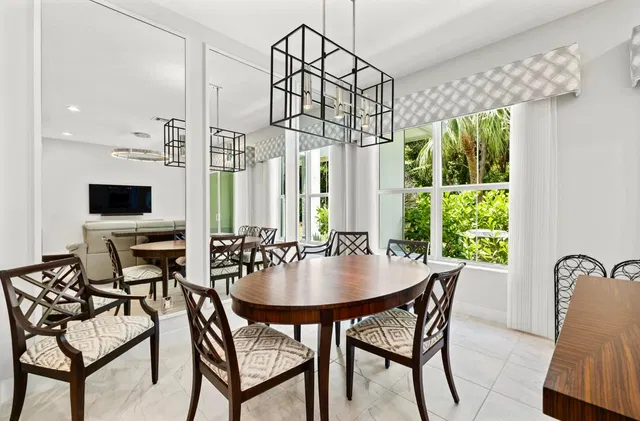 Residences at Midtown Palm Beach Gardens Residence photo 13