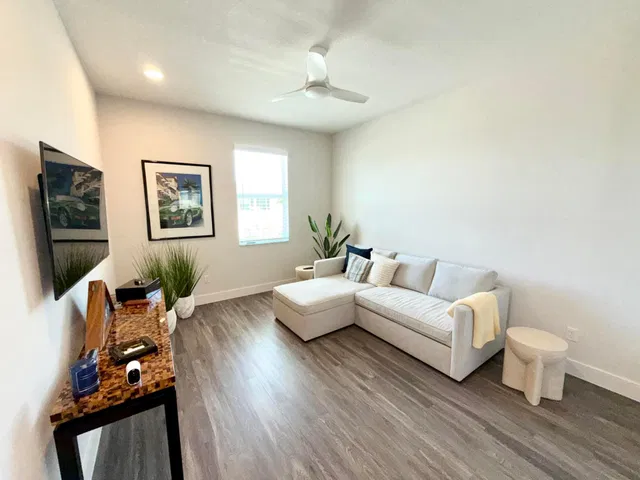 Residences at Midtown Palm Beach Gardens Residence photo 21