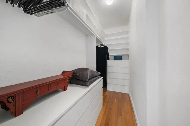 Unit 306 photo 25