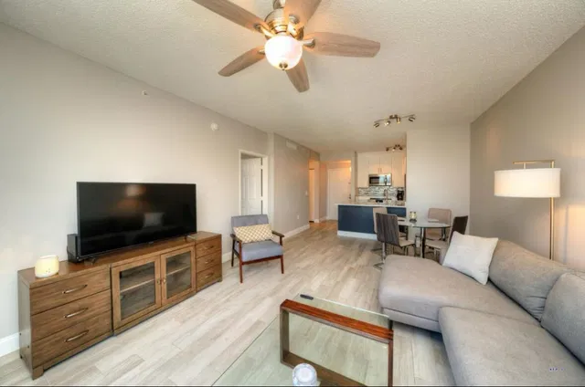 Courtyards in Cityplace Unit 431 photo 2