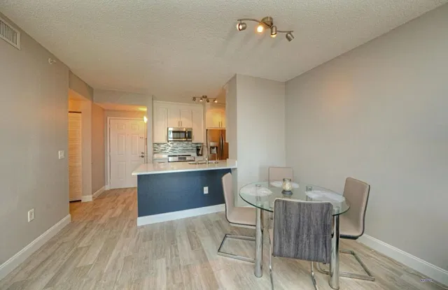 Courtyards in Cityplace Unit 431 photo 5