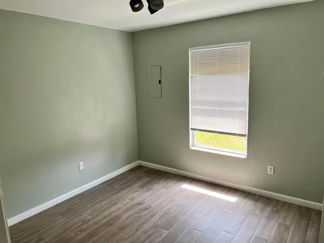 Residence photo 18