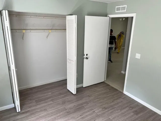 Residence photo 19