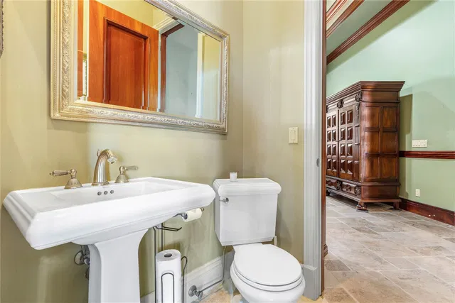  Residence photo 32