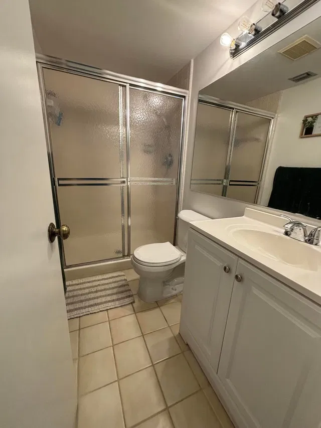  Unit D2 photo 11