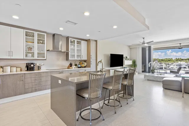 Azure Palm Beach Gardens Unit 211 photo 6