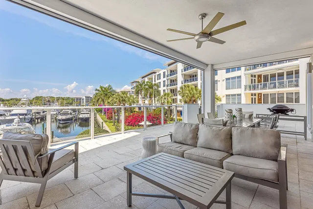 Azure Palm Beach Gardens Unit 211 photo 14