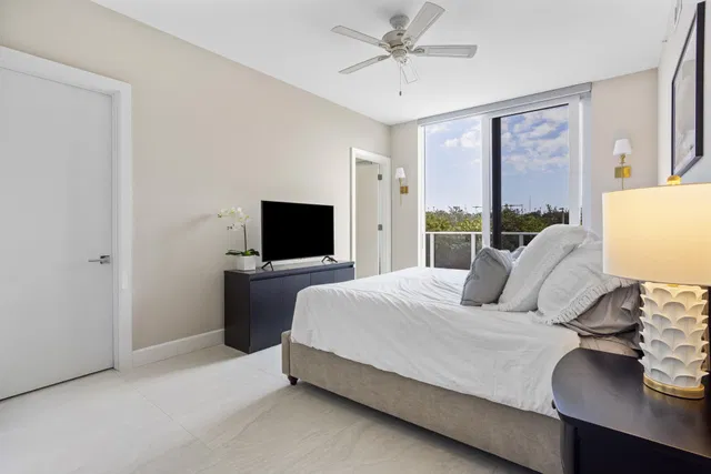 Azure Palm Beach Gardens Unit 211 photo 15