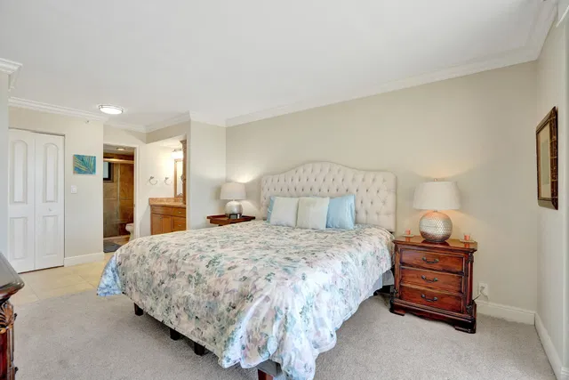 Unit 308 photo 26