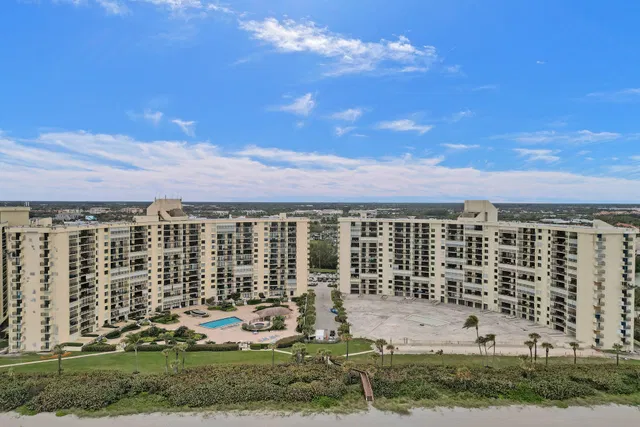Unit 308 photo 61