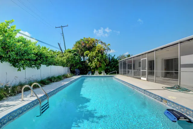 Palm Beach Isles Residence photo 2