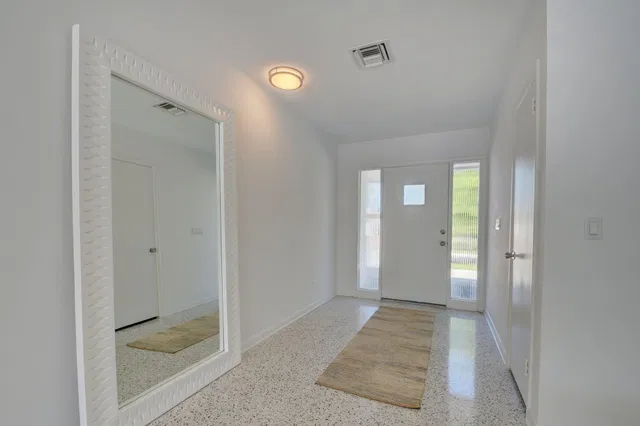 Palm Beach Isles Residence photo 12
