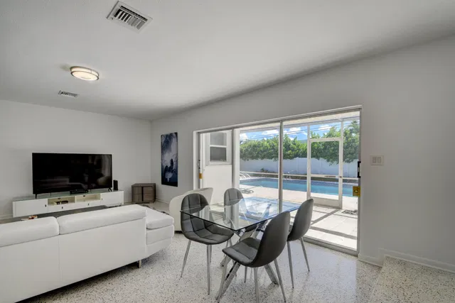 Palm Beach Isles Residence photo 25