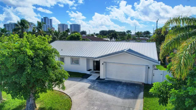 Palm Beach Isles Residence photo 26