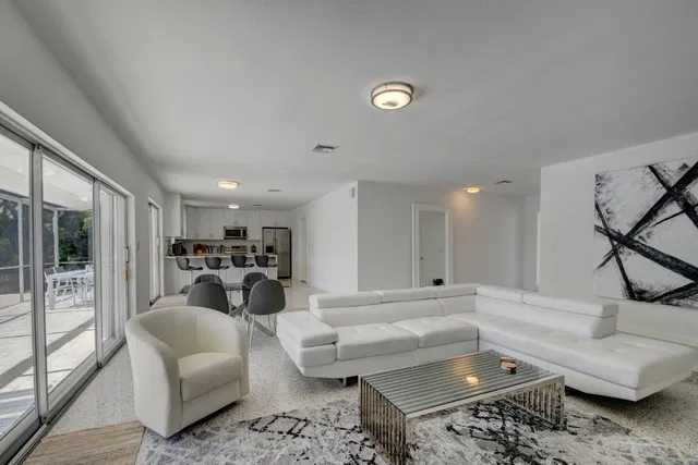 Palm Beach Isles Residence photo 27