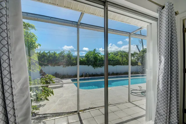 Palm Beach Isles Residence photo 38
